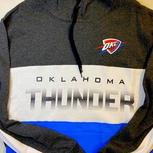 🚫 SOLD 🚫 ⭐️ Oklahoma Thunder fleece hoodie